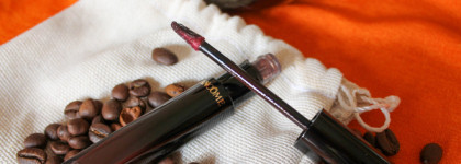 Эффект измазанной шоколадом девочки с лаком для губ Lancome L’Absolu Lacquer в оттенке 296