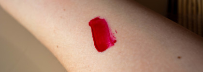 Совершенный как Ferrari Матовый блеск для губ Giorgio Armani Lip Magnet 401