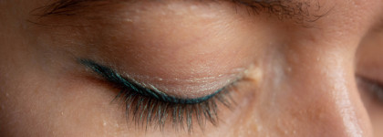 Надо больше, ещё больше карандашей для глаз! Long Lasting Kajal Eye Liner от Lamel Professional в оттенках 403 и 406