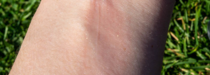 Mini Dolly Cold Mint - блеск-игрушка с легким холодком