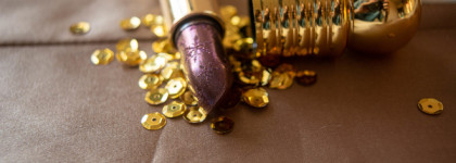 Зимняя лимитка для осеннего макияжа Dior Golden Nights Makeup Collection Christmas Holiday 2020 Diorific Lipstick Dark Sparkle