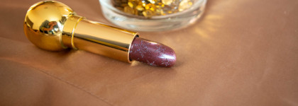 Зимняя лимитка для осеннего макияжа Dior Golden Nights Makeup Collection Christmas Holiday 2020 Diorific Lipstick Dark Sparkle
