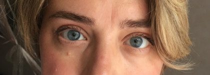 Румяна с сияющим финишем Kiko Milano Mood Boost Radiant Blush в оттенке 02 Coral Sunset