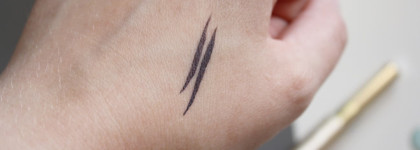 Графитовые стрелки с цветной подводкой L'Oreal Paris Matte Signature в оттенке 06