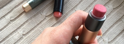 Выгуливаю губы от дома до магазина. Без масок