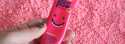 В любой непонятной ситуации я покупаю бальзам для губ