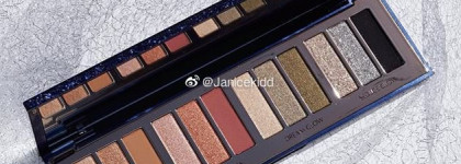 Новая гипнотическая палетка для глаз Charlotte Tilbury Starry Eyes to Hypnotise Eyeshadow Palette Holiday 2019