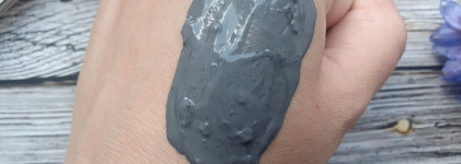 Очищаем поры и избавляемся от чёрных точек с маской GlamGlow Supermud Clearing Treatment