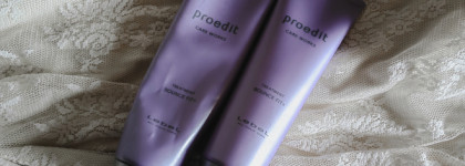 Если бы нужно было выбрать одну маску для волос, я выбрала бы ее: Lebel Proedit Hair Treatment Bounce Fit +