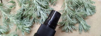 Полынь-трава в уходе за кожей с гидролатом от Клеона