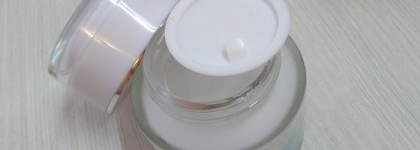 Крем-вода от Elizavecca. Aqua Hyaluronic Acid Water Cream