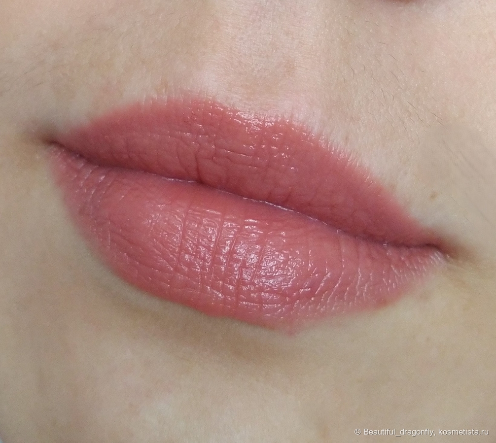 Помада в несколько слоев