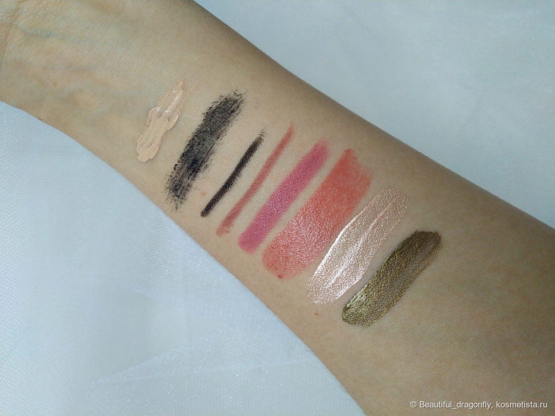 Свотчи нанесены 15 минут назад. Тональная основа, тушь, карандаш для глаз, карандаш для губ, матовая помада, бальзамная помада, светлые жидкие тени, тёмные жидкие тени