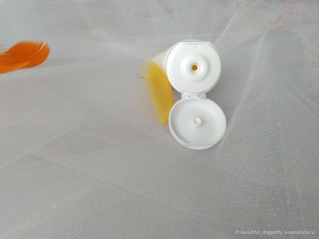 Отверстие для извлечения крема