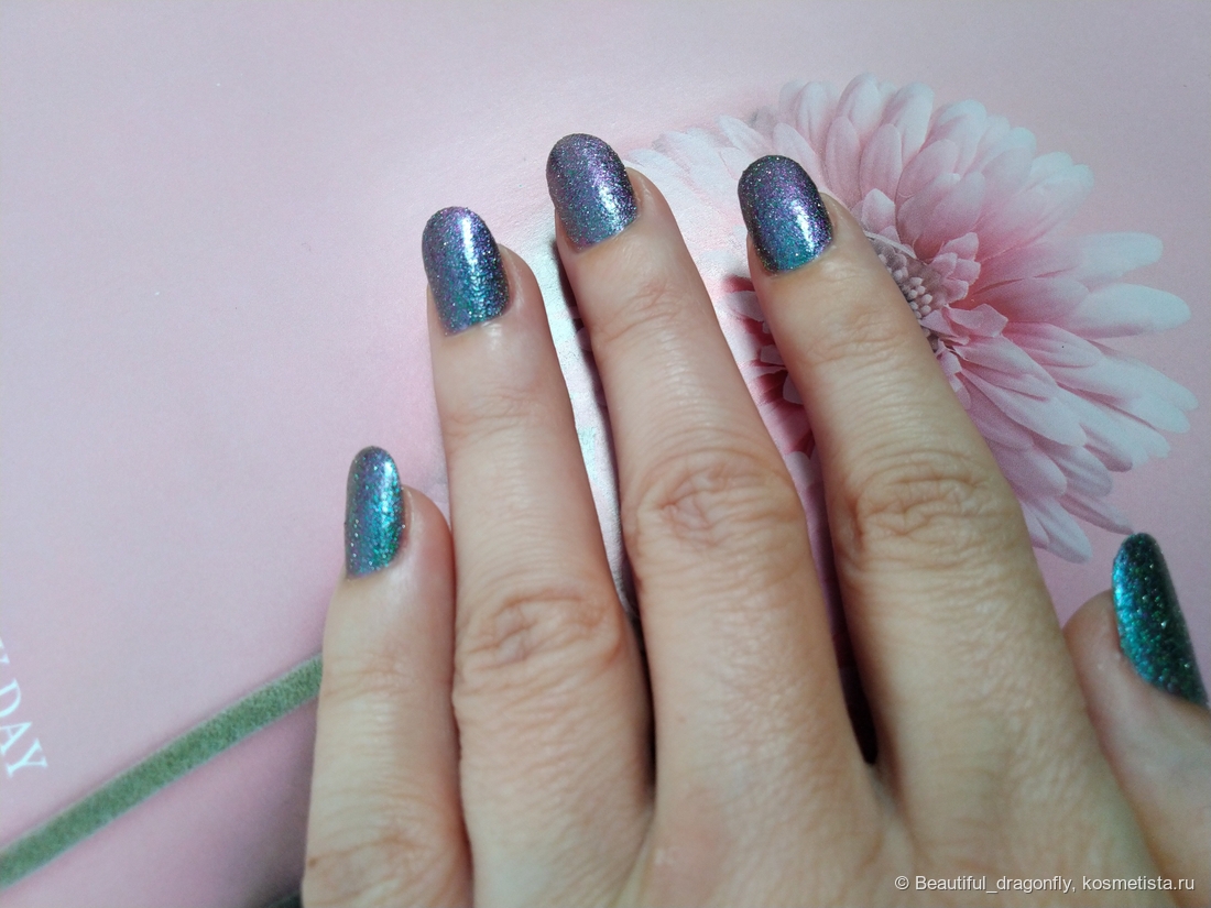 Два слоя лака