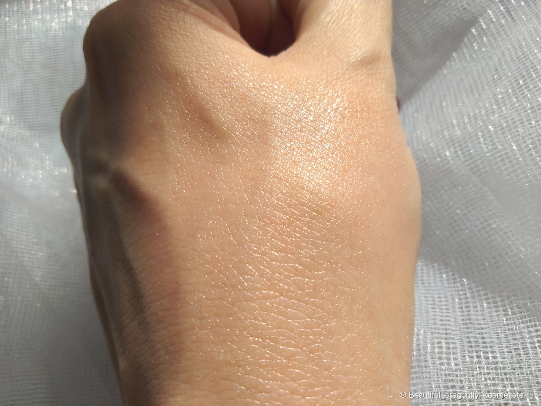 Кожа после распределения дневного крема