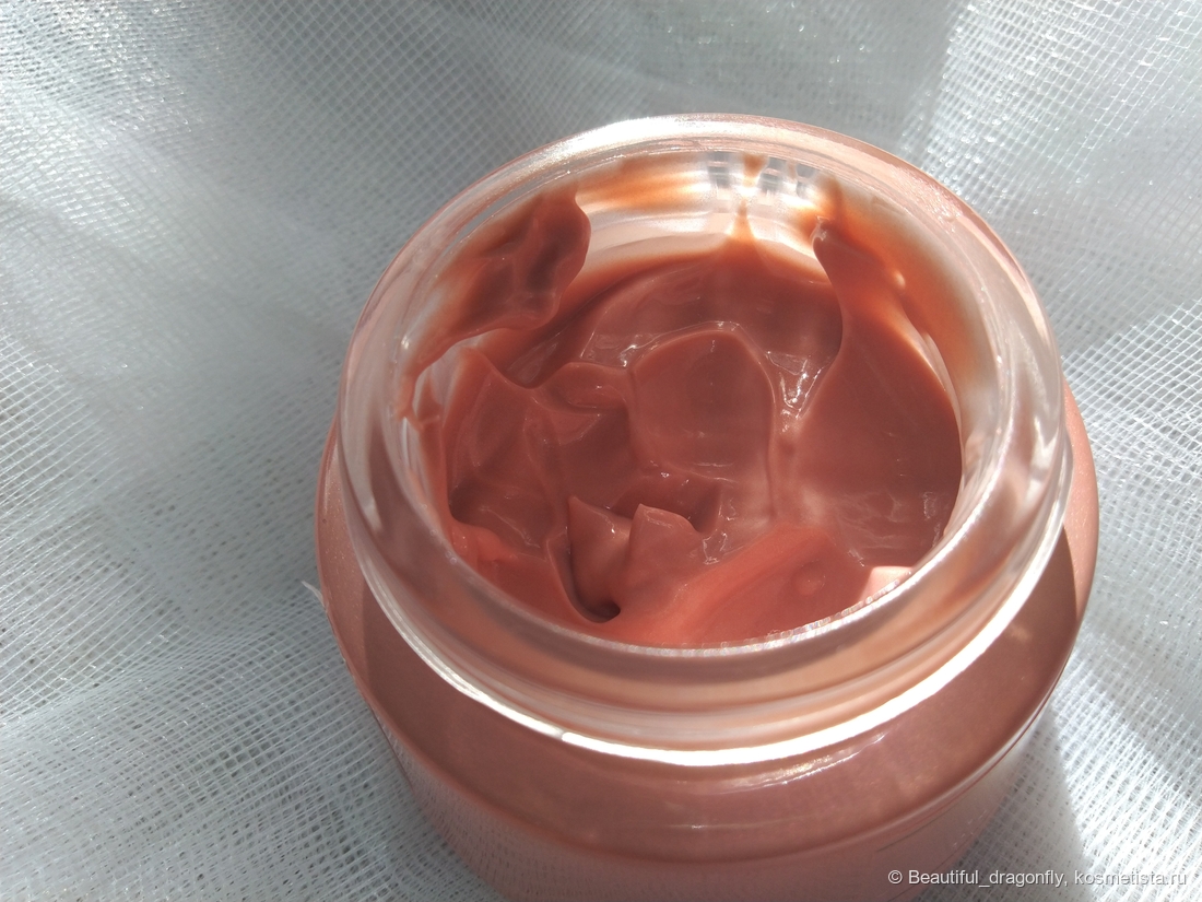 Цвет и консистенция дневного крема