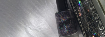 На тёмной стороне. Лаки от бренда Grattol