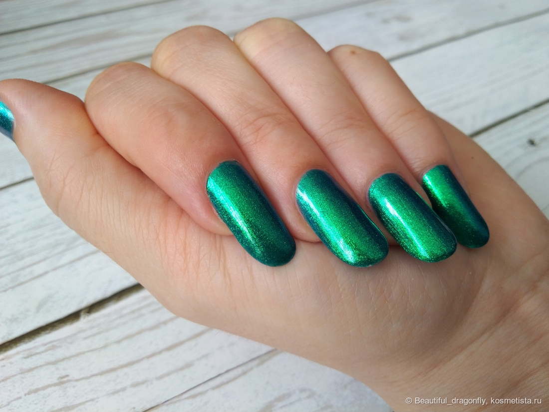 Два слоя лака