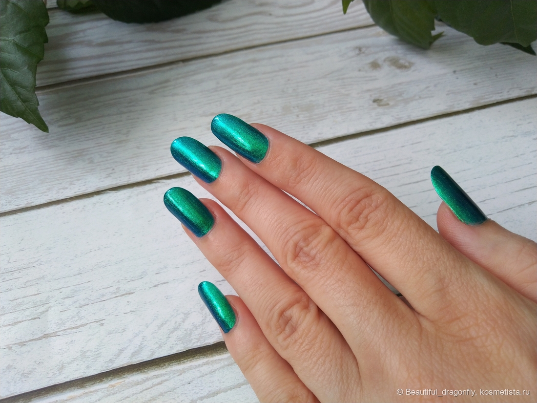 Два слоя лака