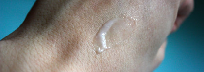 Sidmool Noni Neck Cream - крем для шеи с забавным названием