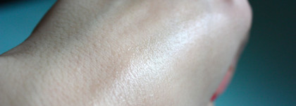 Sidmool Noni Neck Cream - крем для шеи с забавным названием