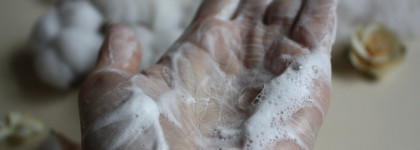 Manyo Factory Pure & Deep Cleansing Foam - пенка для умывания