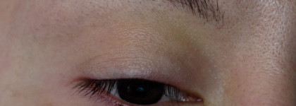 Фотоурок сияющего макияжа в зелёной гамме