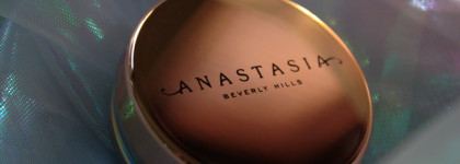 Мыло, ты ли это? Brow Freeze от Anastasia Beverly Hills