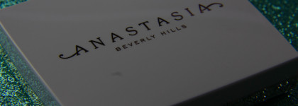 Iced Out Highlighter by Anastasia Beverly Hills