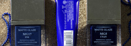 То без чего не обходится ни один синий макияж: кремовые помощники от StasyAlex (MG17 Ink и MG5 Cyan) и Rude Cosmetics (Dark Blue)