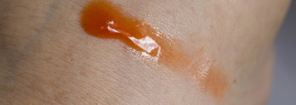 Яркое масло для губ Catrice Summer Obsessed Cooling Lip Oil в оттенке C03 They See Me Aperollin'