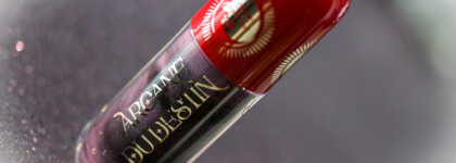 Блеск для губ Vivienne Sabo Arcane du destin в 02 оттенке