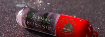 Блеск для губ Vivienne Sabo Arcane du destin в 02 оттенке