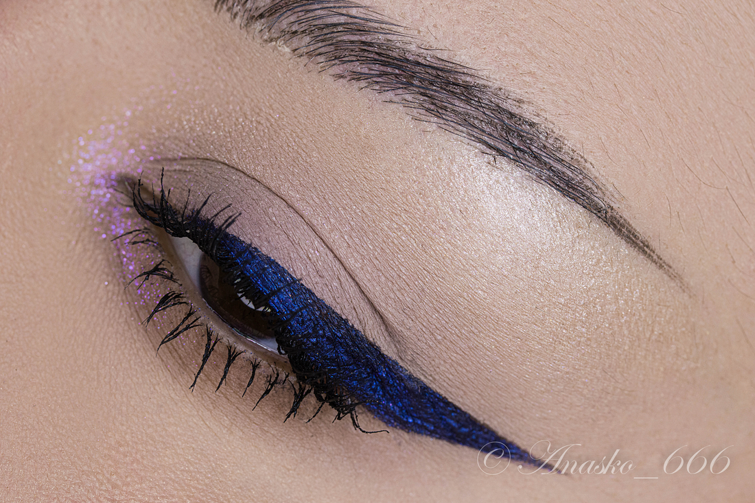 Crevice на подвижном веке. Resin на нижнем веке.