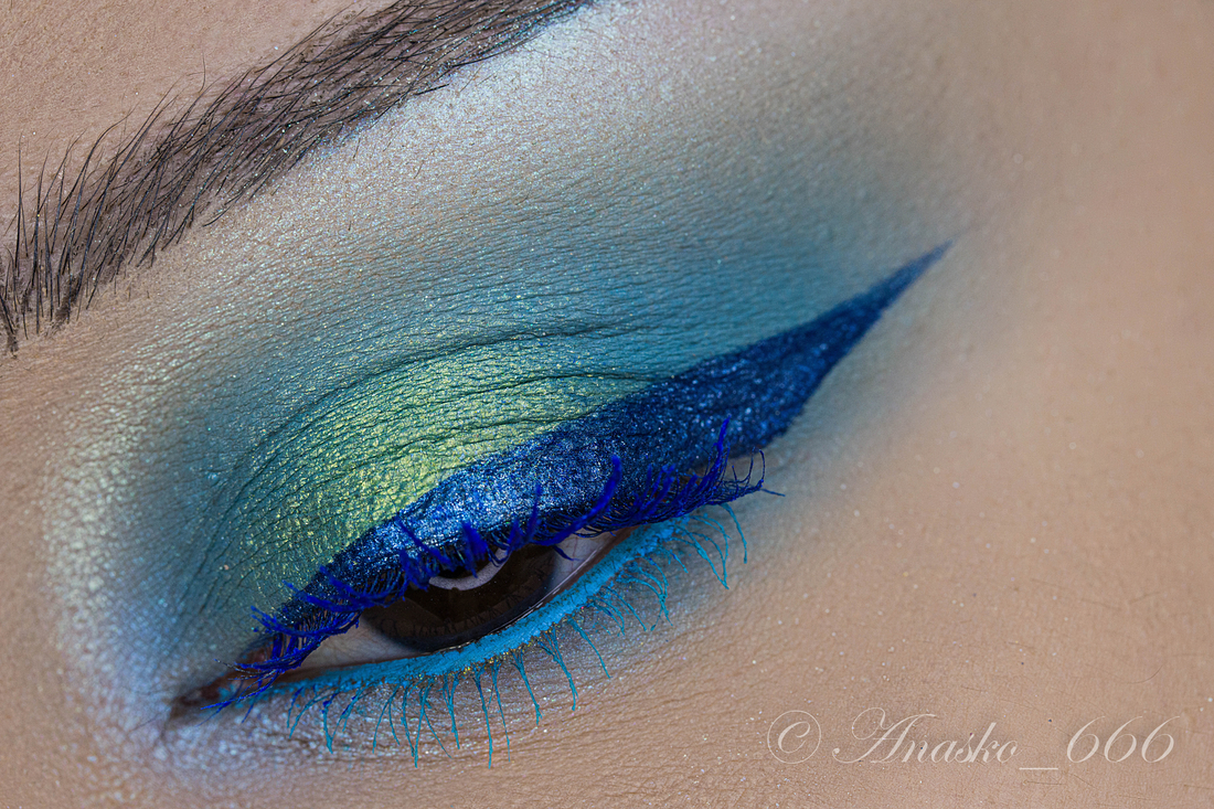 Electric Venom на центре подвижного века