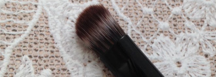 Anastasia Beverly Hills Sultry – праздничный макияж на каждый день