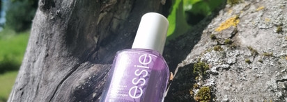Essie Nail Lacquer Playdate. Нежный и женственный