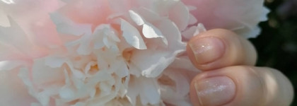 Красивое лечебное средство Berenice Pure gold hardener