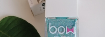 Волшебно красивый, но трудноуловимый и требующий внимания Bow nail polish Mantra