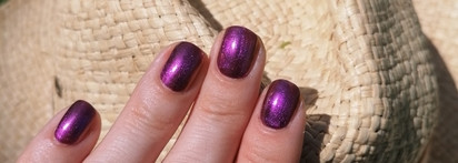 Магически красивый Berenice Oxygen Nail Lacquer Enigma