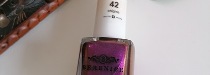 Магически красивый Berenice Oxygen Nail Lacquer Enigma