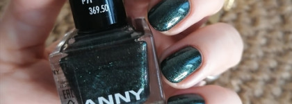 Еловый и праздничный Anny Palm trees pyjamas