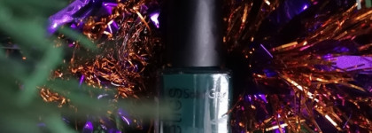 Kinetics nail polish Verdict: green. Современная классика