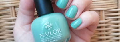 Летний, красивый, слегка прохладный Муха Nailor Nail Polish