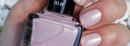 Нежный, но блестящий. Anny nail polish Like a jewel