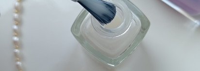 Цветные базы для ногтей от Scriptor, свотчи трех оттенков и использование в качестве подложки