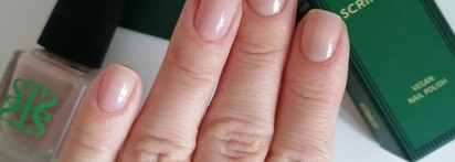 Цветные базы для ногтей от Scriptor, свотчи трех оттенков и использование в качестве подложки