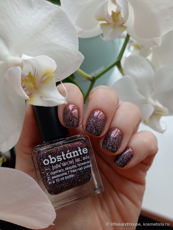 Дневной пасмурный свет от окна