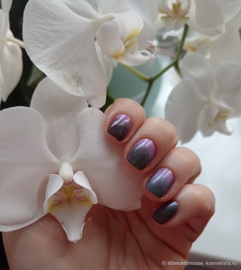 Дальше покажу лак в странных ракурсах, чтобы раскрыть все его метаморфозы